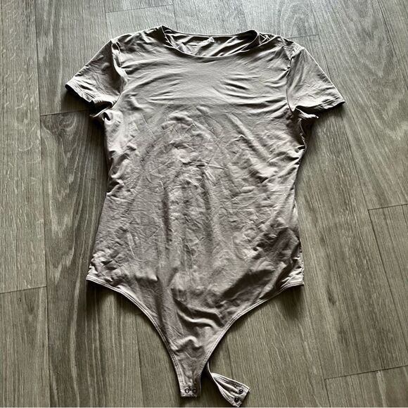 Abercrombie & Fitch Tan Bodysuit - Picture 2 of 4